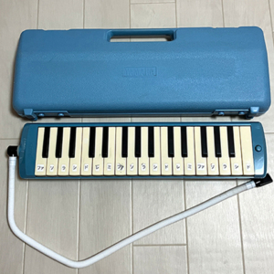 鍵盤ハーモニカ